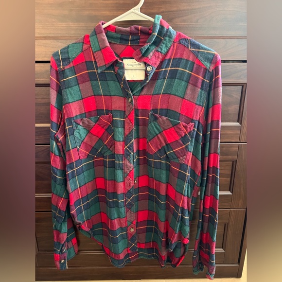 Abercrombie & Fitch Women’s Red and Green Flannel - Medium - EUC - Picture 1 of 4